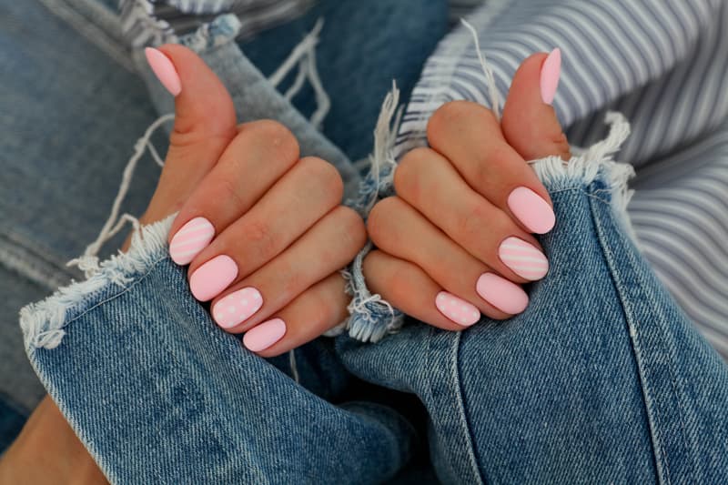 Manicura semipermanente